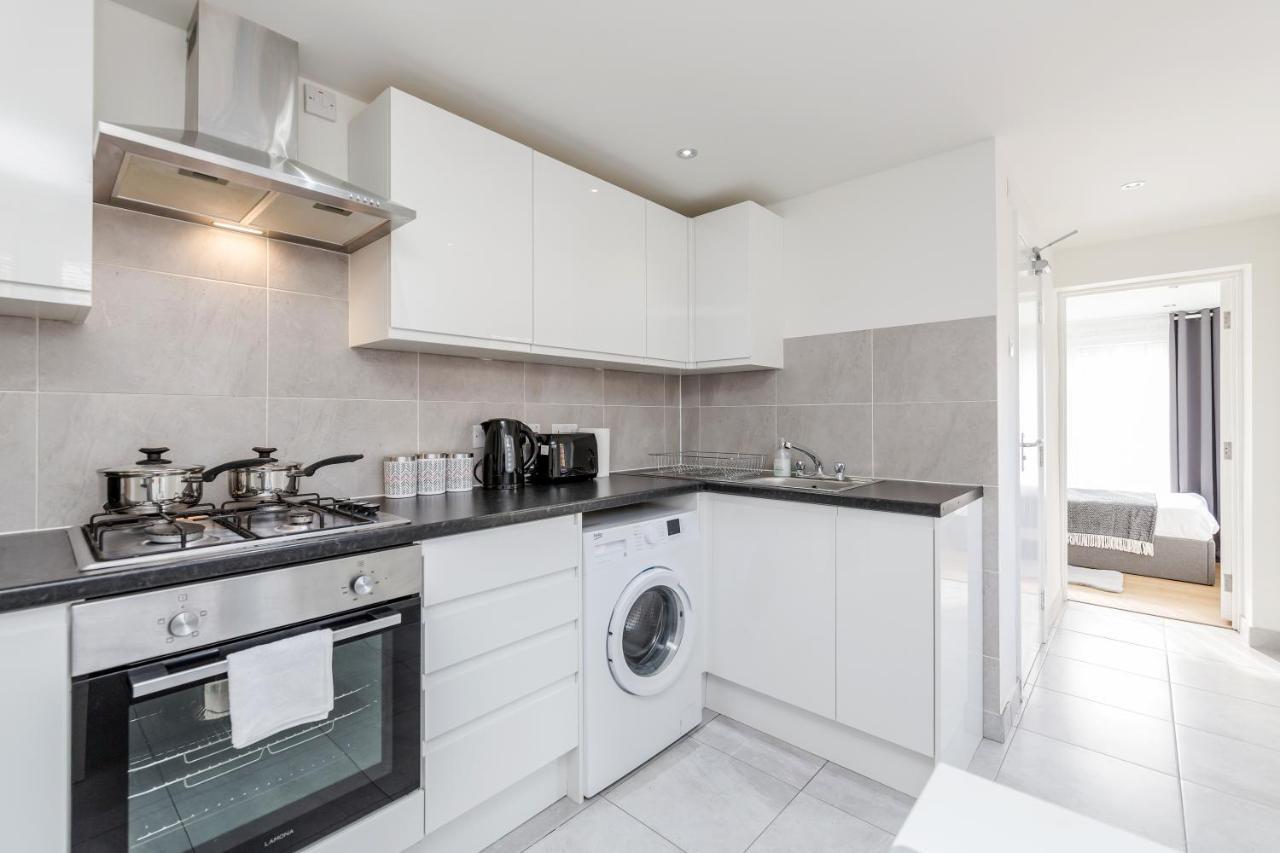2 Bedrooms Serviced Apartment Excel Exhibition Centre, O2 Arena, Stratford Olympic City, Forest Gate, Central Londra Dış mekan fotoğraf