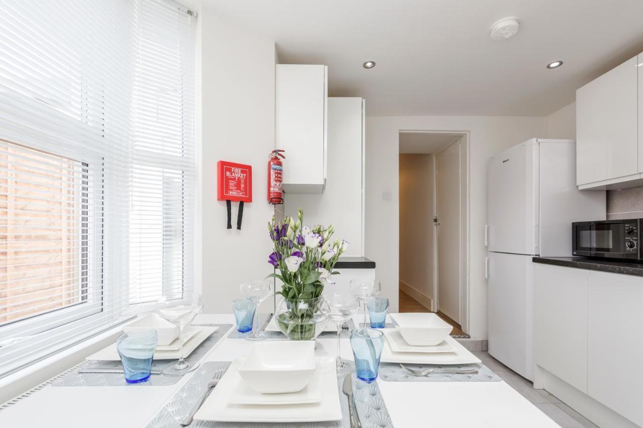 2 Bedrooms Serviced Apartment Excel Exhibition Centre, O2 Arena, Stratford Olympic City, Forest Gate, Central Londra Dış mekan fotoğraf