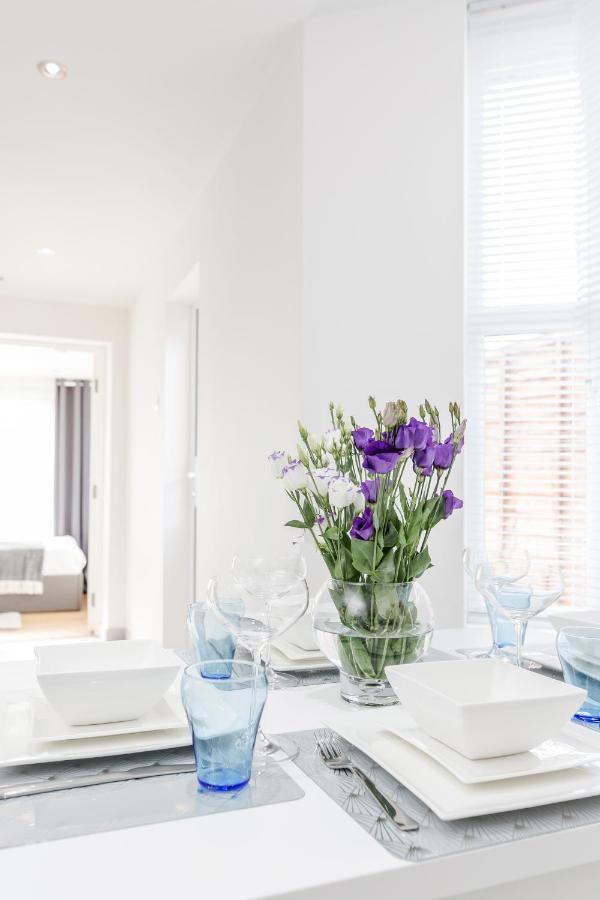 2 Bedrooms Serviced Apartment Excel Exhibition Centre, O2 Arena, Stratford Olympic City, Forest Gate, Central Londra Dış mekan fotoğraf